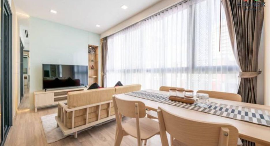 For rent 2 bedrooms condo in Watthana, Bangkok
