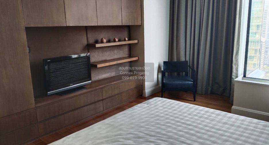 À louer 2 chambres condo à Pathum Wan, Bangkok