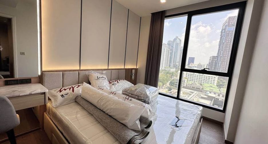 For rent 2 bedrooms condo in Khlong Toei, Bangkok