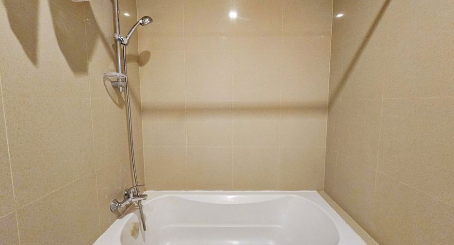 Аренда и продажа 1 кровать кондо в Кхлонг Тоеи, Бангкок
