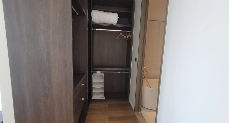 Condo en alquiler de 1 habitaciones en Khlong Toei, Bangkok