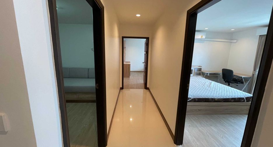 For rent 3 ベッドルーム condo in Watthana, Bangkok