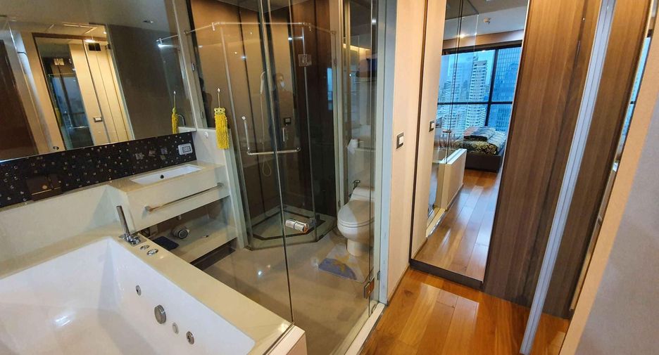 For rent 2 ベッドルーム condo in Sathon, Bangkok