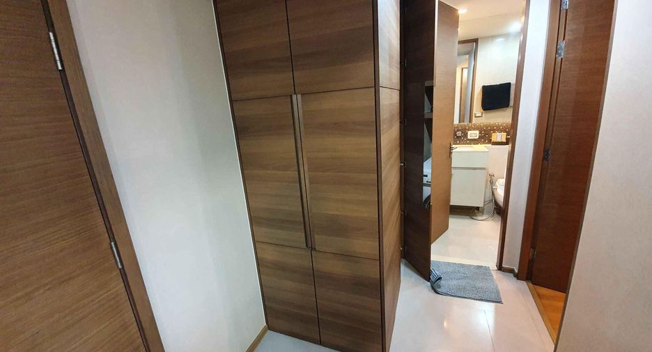 For rent 2 ベッドルーム condo in Sathon, Bangkok