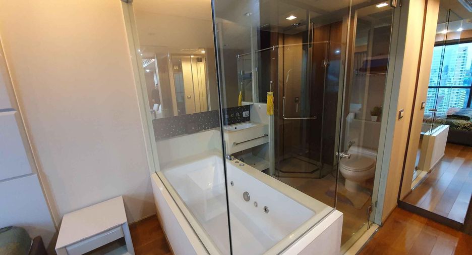For rent 2 ベッドルーム condo in Sathon, Bangkok