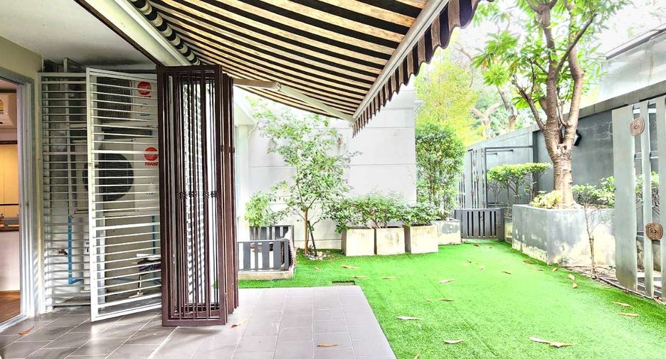 À louer et à vendre 2 chambres condo à Watthana, Bangkok