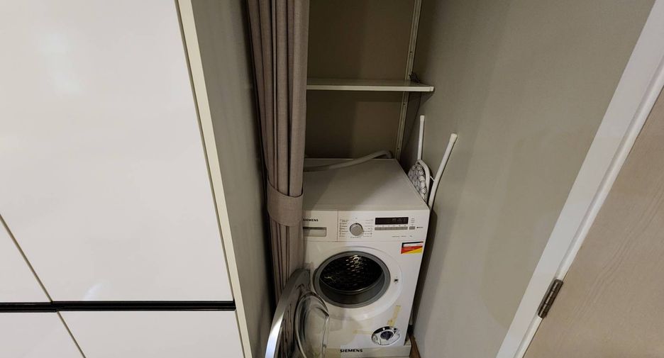 Wohnung zur Miete und zum Kauf mit 2 Zimmer in Watthana, Bangkok