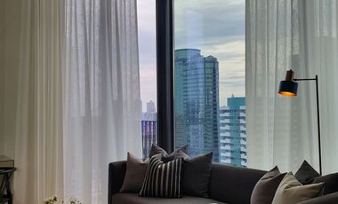 For rent 2 bedrooms condo in Pathum Wan, Bangkok
