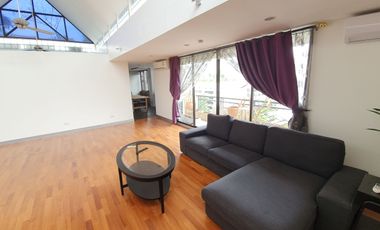 Condo en alquiler de 3 habitaciones en Watthana, Bangkok