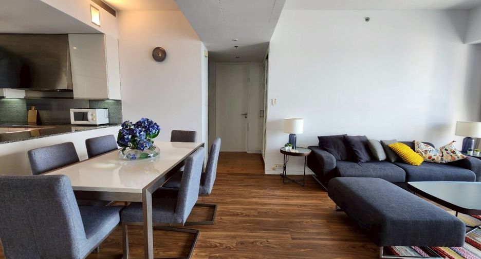 For rent 2 bedrooms condo in Sathon, Bangkok