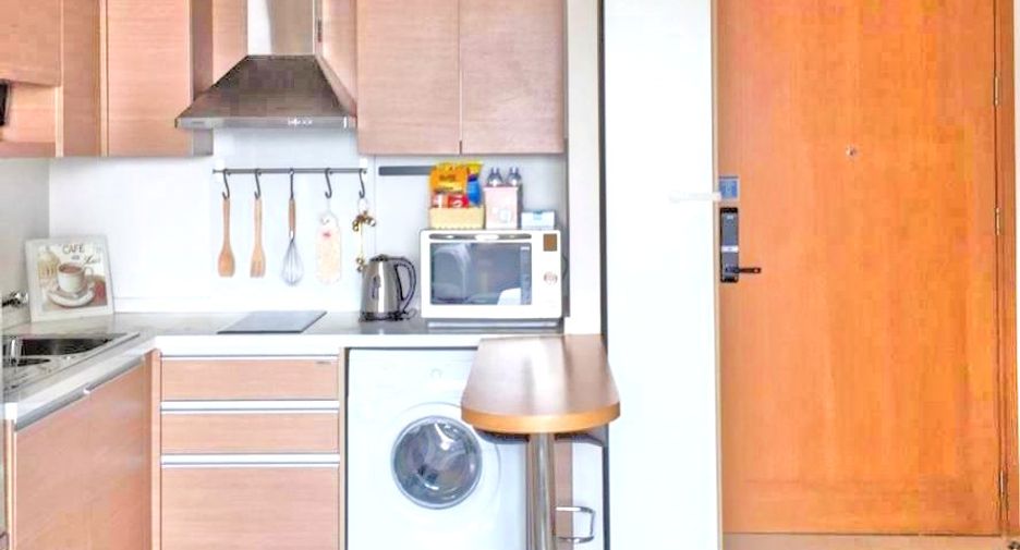 Wohnung zur Miete mit 1 Zimmer in Khlong Toei, Bangkok