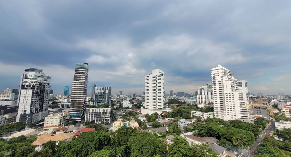 Wohnung zur Miete mit 3 Zimmer in Watthana, Bangkok