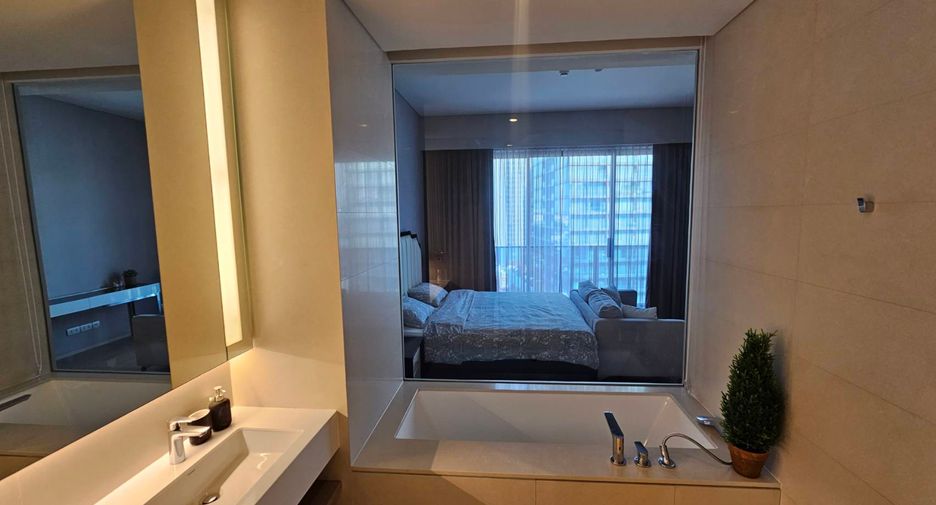 For rent and for sale 2 bedrooms condo in Watthana, Bangkok