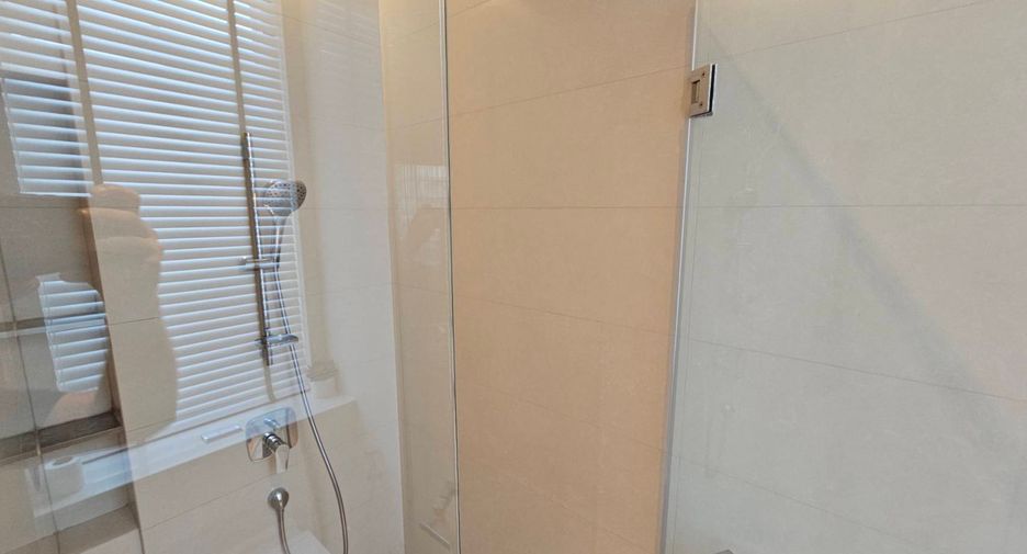 For rent and for sale 2 bedrooms condo in Watthana, Bangkok