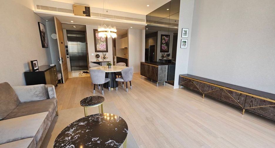 For rent and for sale 2 bedrooms condo in Watthana, Bangkok