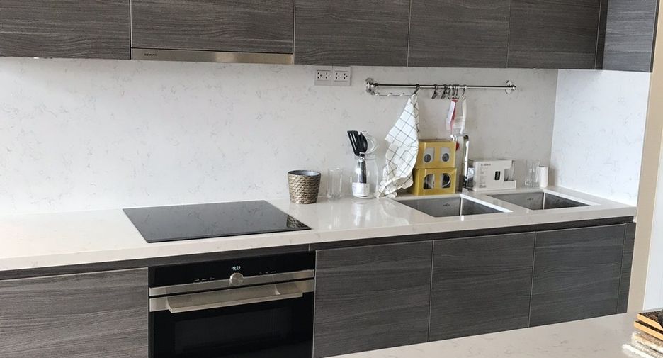 For rent and for sale 2 bedrooms condo in Watthana, Bangkok