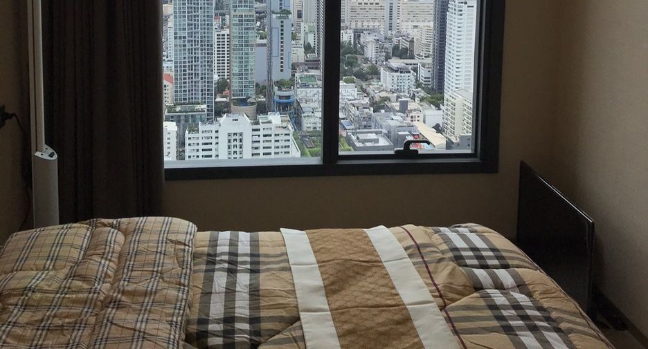 For rent and for sale 2 bedrooms condo in Watthana, Bangkok