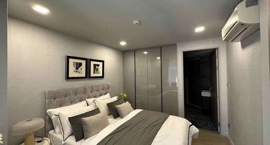 For rent 3 bedrooms condo in Watthana, Bangkok