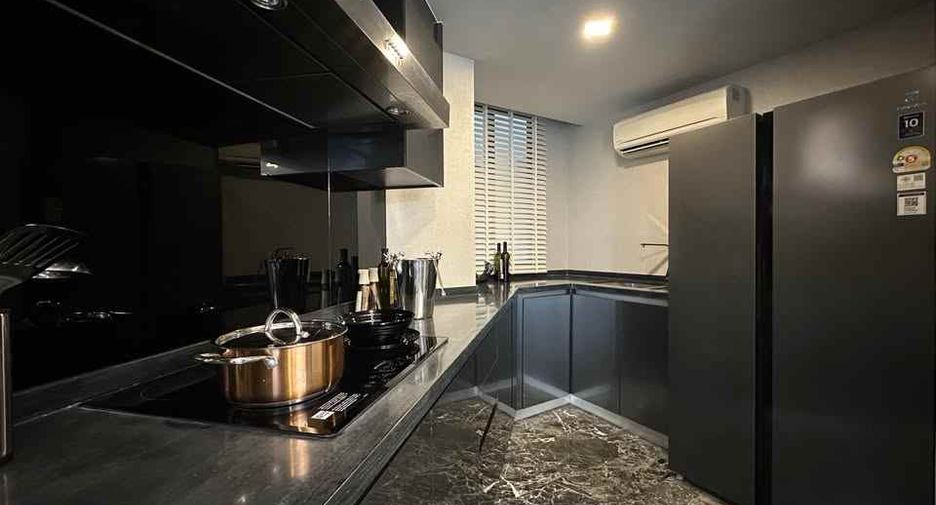 For rent 3 bedrooms condo in Watthana, Bangkok