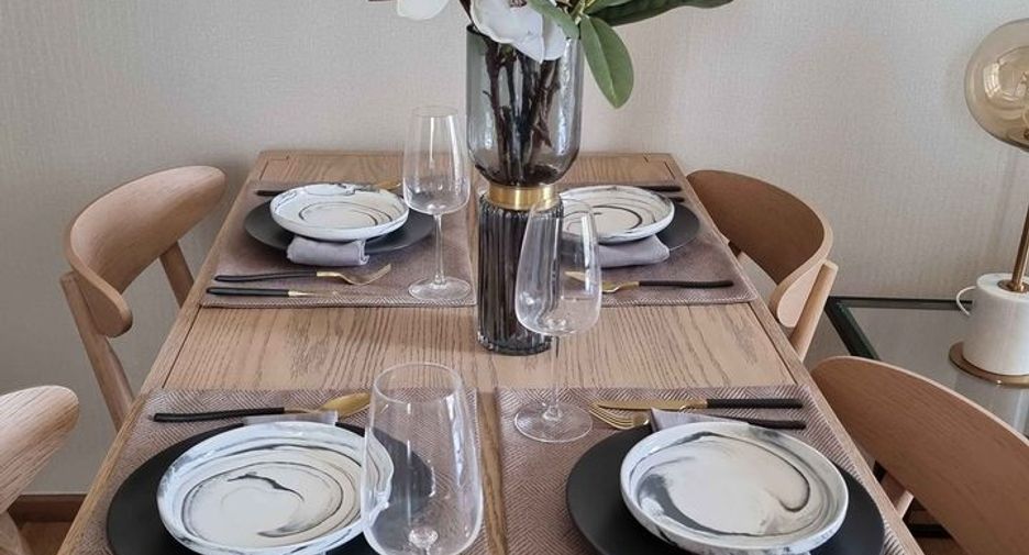 For rent and for sale 2 bedrooms condo in Khlong Toei, Bangkok