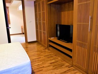 Condo en alquiler de 3 habitaciones en Sathon, Bangkok