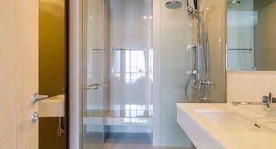 À louer et à vendre 1 chambre condo à Khlong Toei, Bangkok