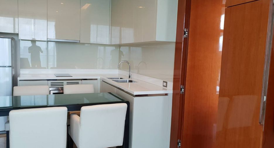 Wohnung zur Miete mit 2 Zimmer in Khlong Toei, Bangkok