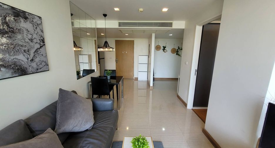 For rent and for sale 1 bed condo in Watthana, Bangkok