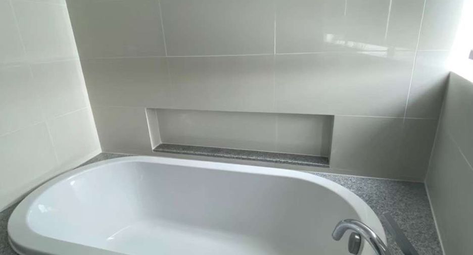 Wohnung zur Miete mit 3 Zimmer in Khlong Toei, Bangkok