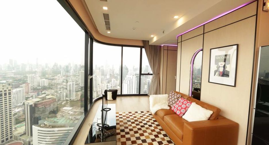 Condo en alquiler y en venta de 3 habitaciones en Khlong Toei, Bangkok