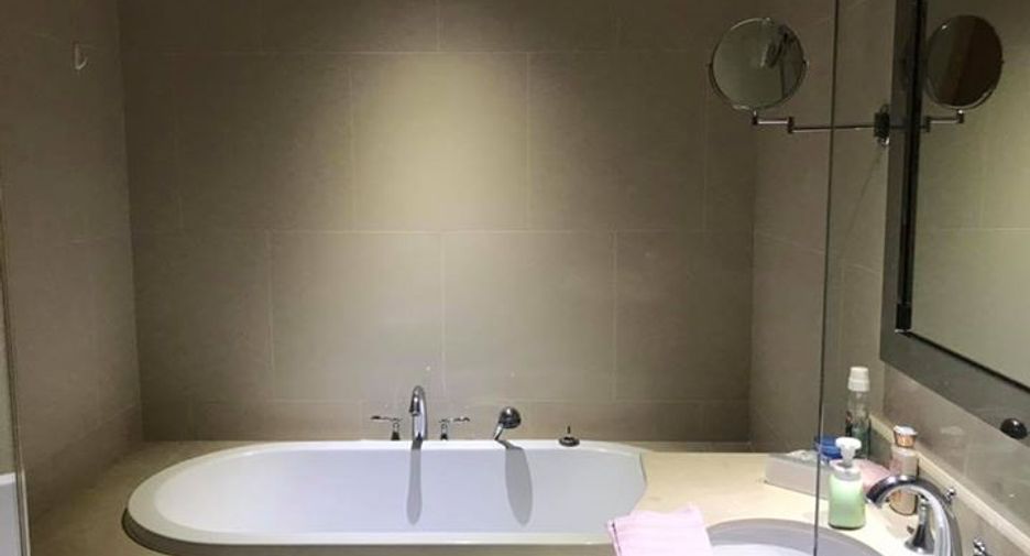 For rent and for sale 2 bedrooms condo in Sathon, Bangkok