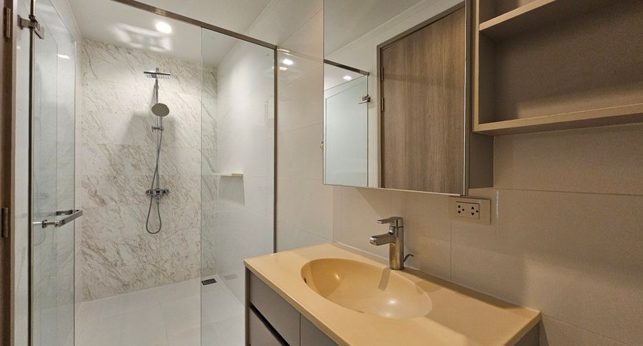 Condo en alquiler de 2 habitaciones en Watthana, Bangkok