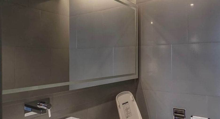 For rent and for sale 2 bedrooms condo in Sathon, Bangkok