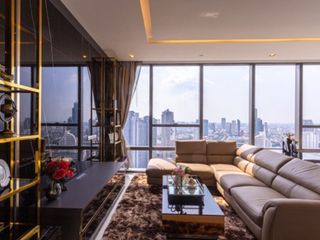 For rent 2 bedrooms condo in Sathon, Bangkok