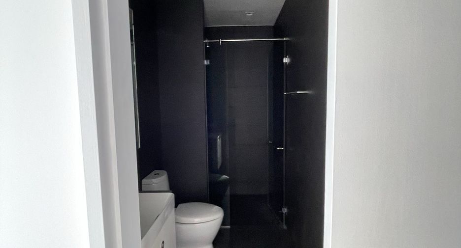 Condo en alquiler de 3 habitaciones en Pathum Wan, Bangkok