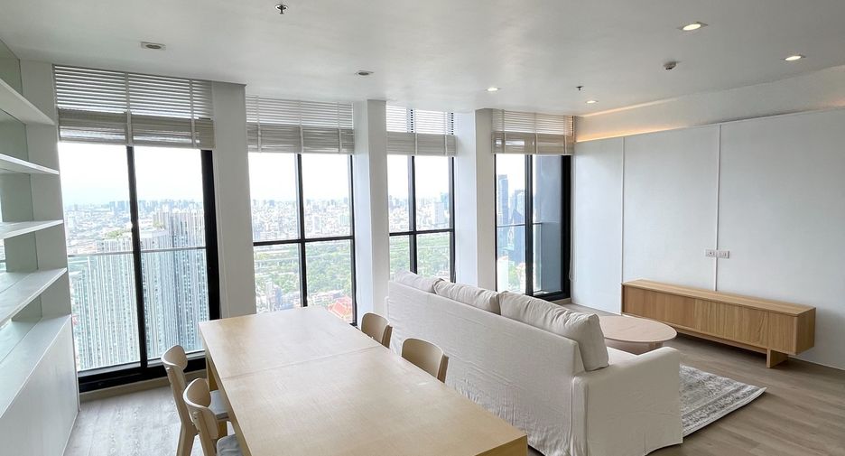Condo en alquiler de 3 habitaciones en Pathum Wan, Bangkok