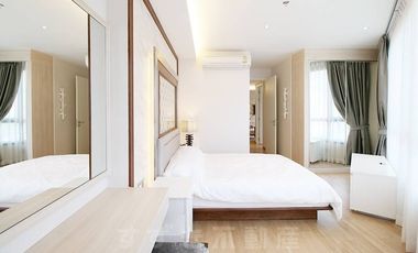 À louer 2 chambres condo à Watthana, Bangkok