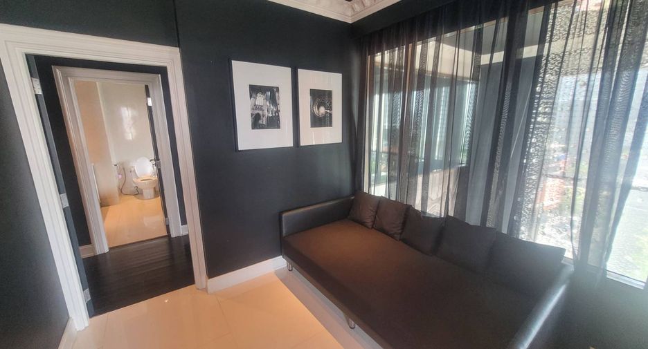 Wohnung zur Miete und zum Kauf mit 2 Zimmer in Khlong Toei, Bangkok