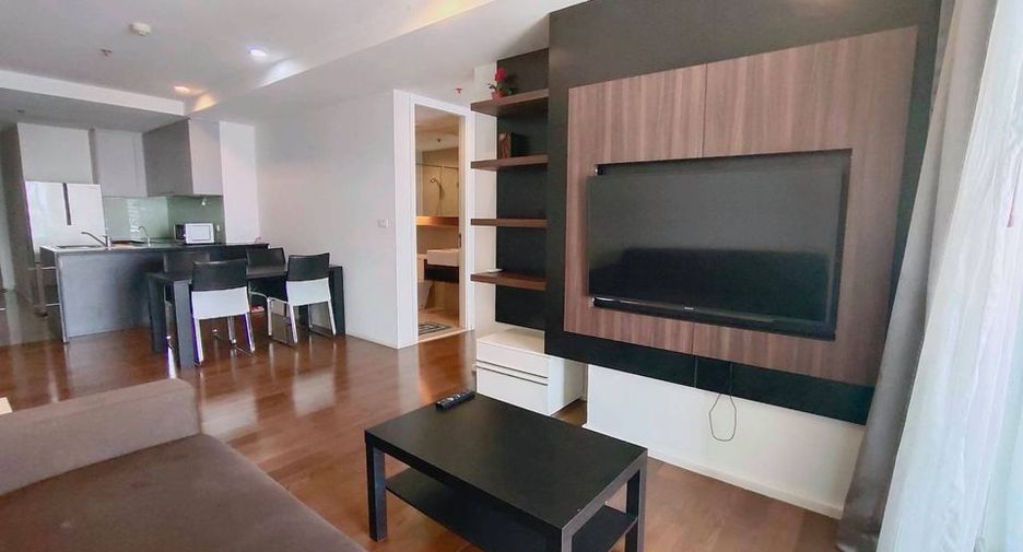 For rent 2 bedrooms condo in Watthana, Bangkok