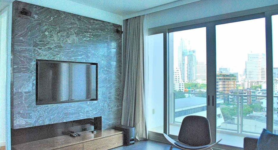 For rent 2 bedrooms condo in Pathum Wan, Bangkok
