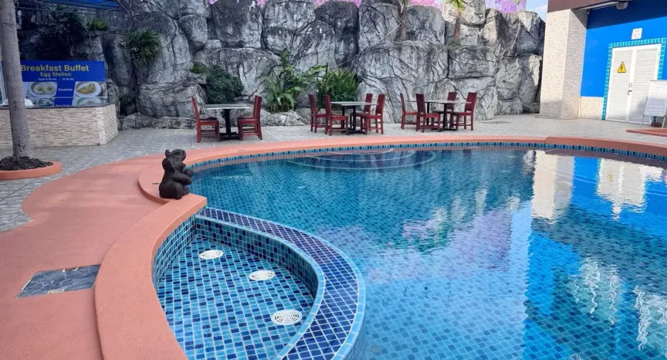 出售 79 卧室 酒店 在 Mueang Buri Ram, Buri Ram