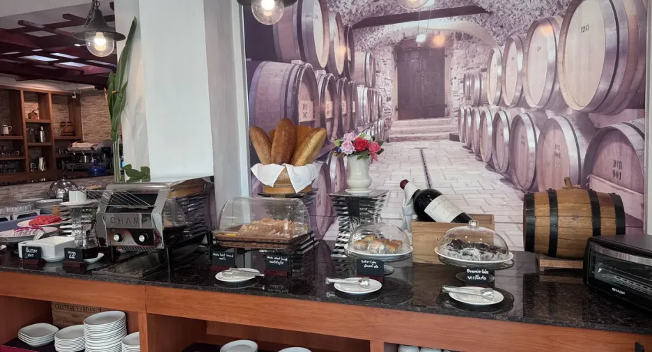 出售 79 卧室 酒店 在 Mueang Buri Ram, Buri Ram