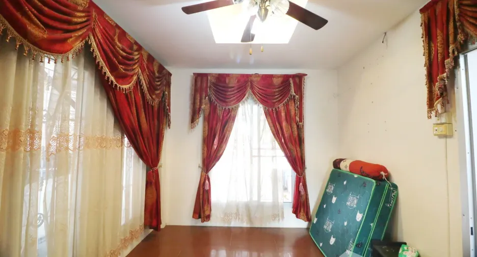 For sale 3 bedrooms house in Mueang Udon Thani, Udon Thani