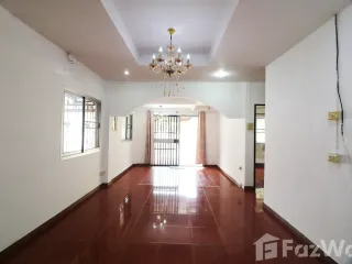 Продажа 3 спальни дом в Mueang Udon Thani, Удонтани