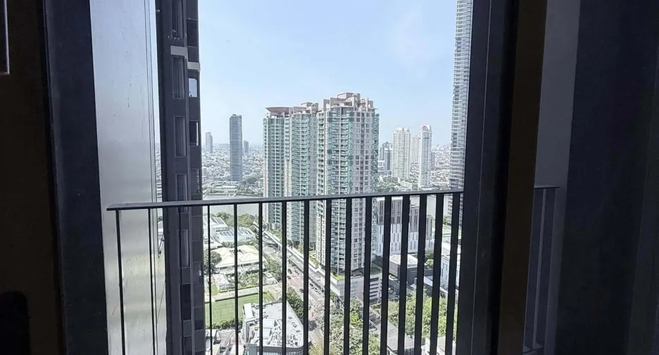 À louer 1 chambre condo à Bang Kho Laem, Bangkok