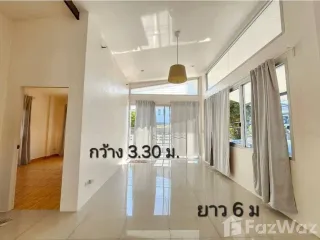 Haus zur Miete mit 3 Zimmer in Lat Phrao, Bangkok