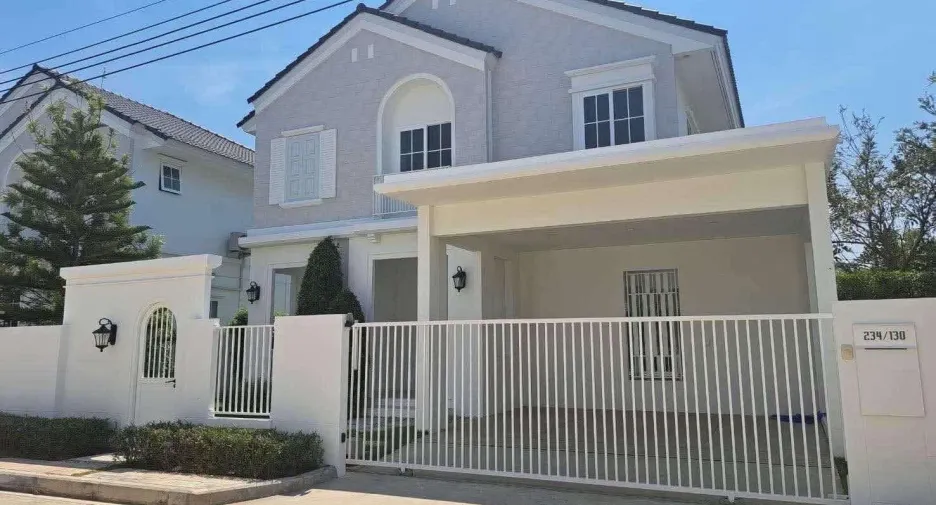 For rent 4 bedrooms house in Bang Phli, Samut Prakan