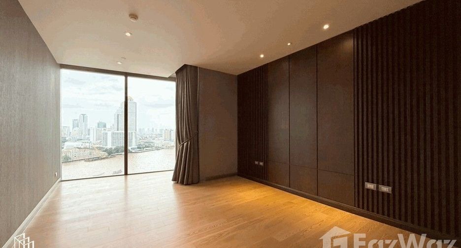 For rent 3 ベッドルーム condo in Khlong San, Bangkok