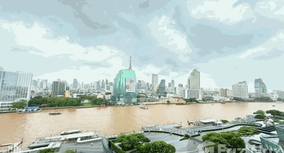 For rent 3 bedrooms condo in Khlong San, Bangkok