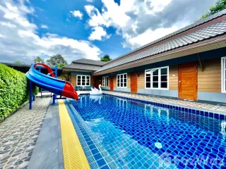 For rent 6 bedrooms villa in Bang Lamung, Chonburi